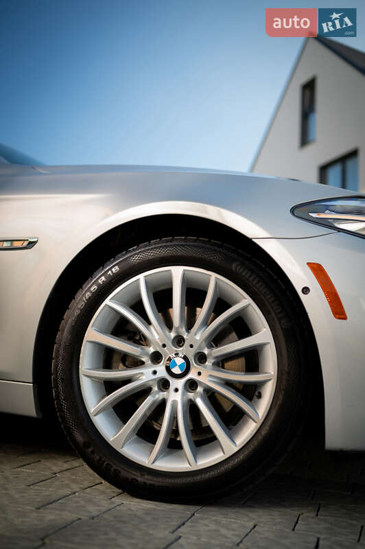 Седан BMW 5 Series 2013 в Львове