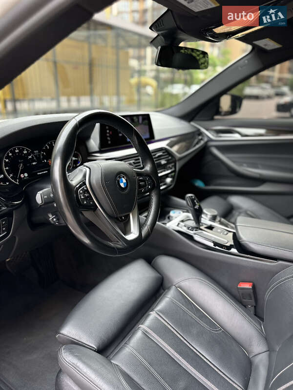 Седан BMW 5 Series 2019 в Києві