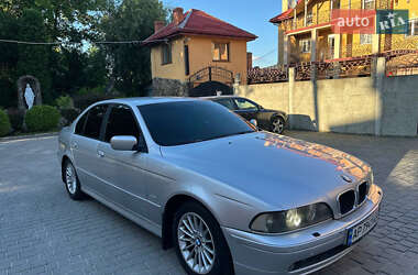Седан BMW 5 Series 2002 в Львове