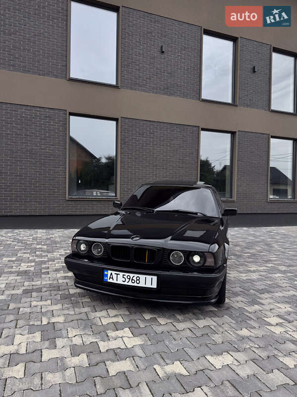 Седан BMW 5 Series 1994 в Коломиї