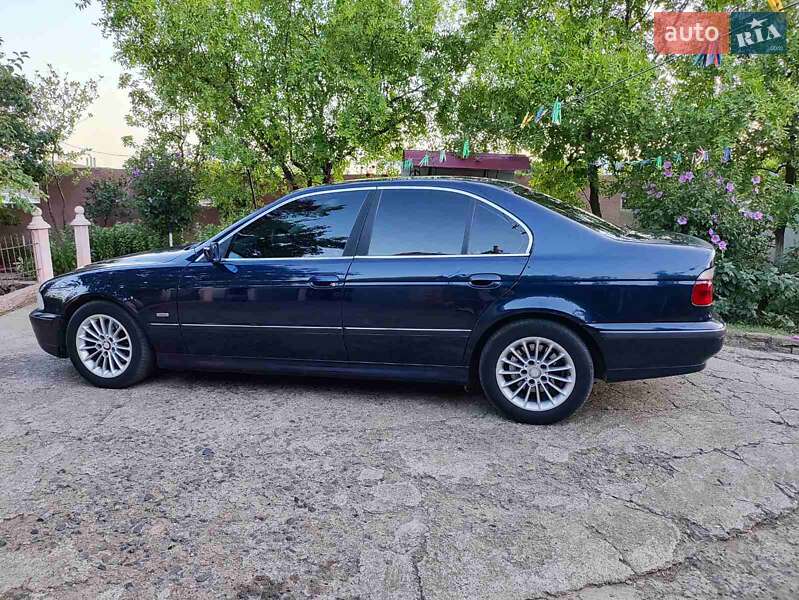 BMW 5 Series 2000