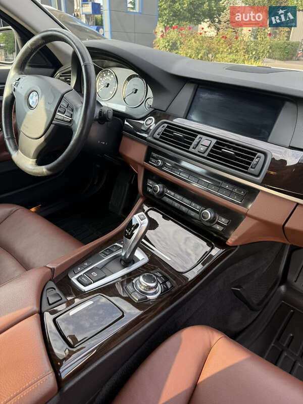 Седан BMW 5 Series 2013 в Кривому Розі