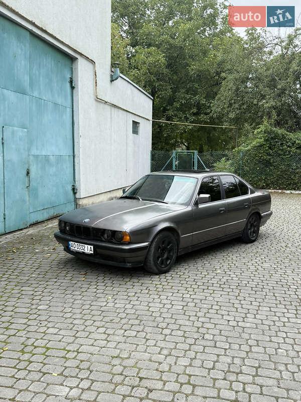 BMW 5 Series 1988