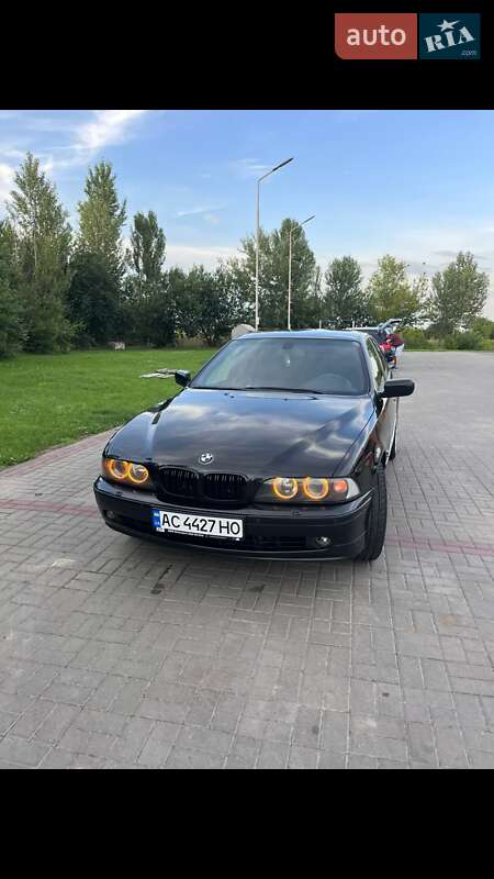 BMW 5 Series 2001