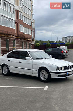 Седан BMW 5 Series 1990 в Умані
