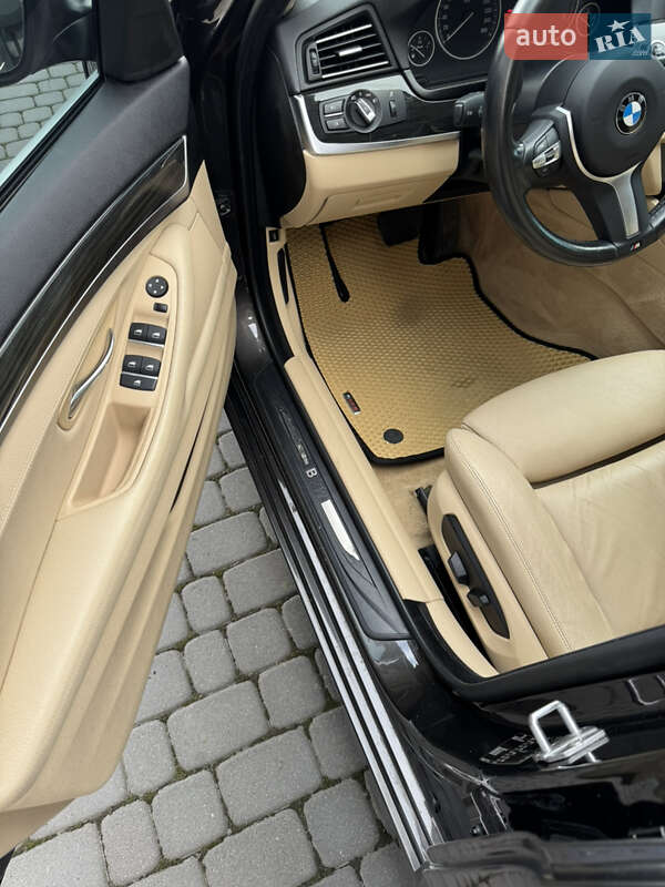 Седан BMW 5 Series 2016 в Хмельницком