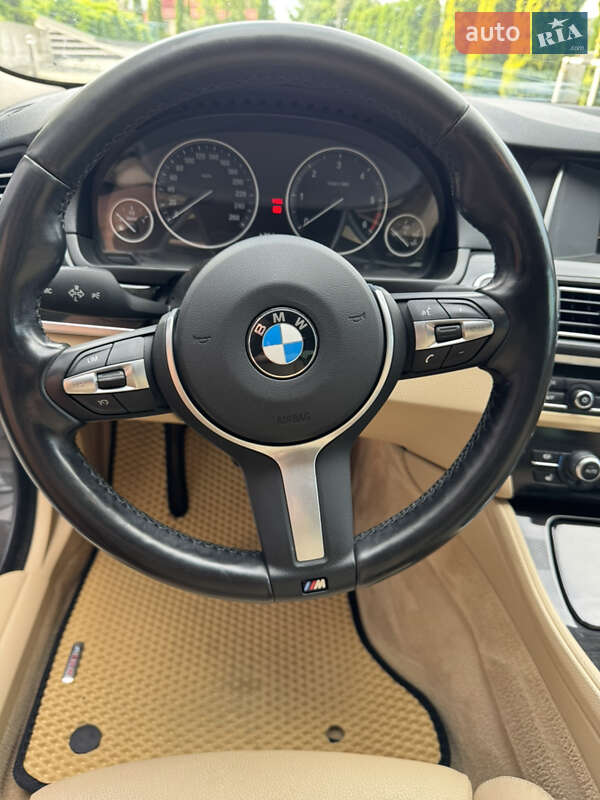 Седан BMW 5 Series 2016 в Хмельницком