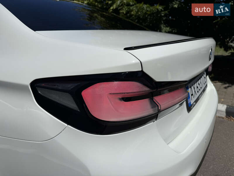 Седан BMW 5 Series 2018 в Киеве