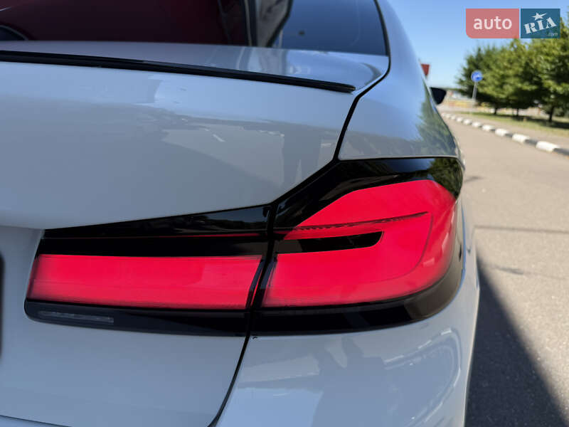 Седан BMW 5 Series 2018 в Киеве