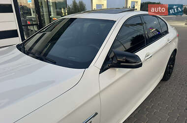 Седан BMW 5 Series 2016 в Львове