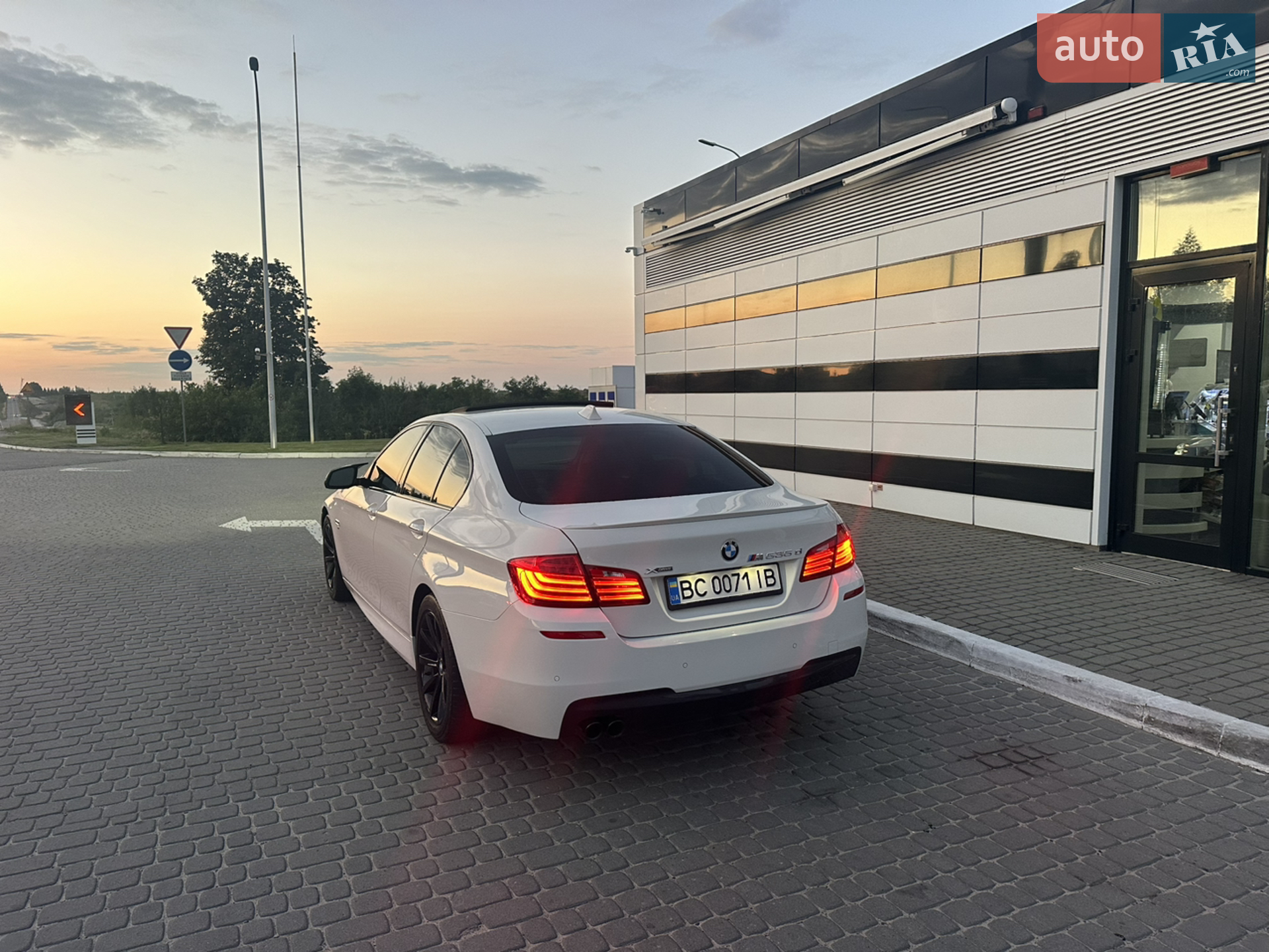 2016 BMW 5er - мініатюра 44