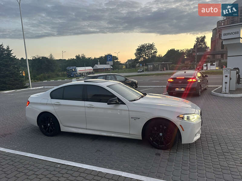 Седан BMW 5 Series 2016 в Львові