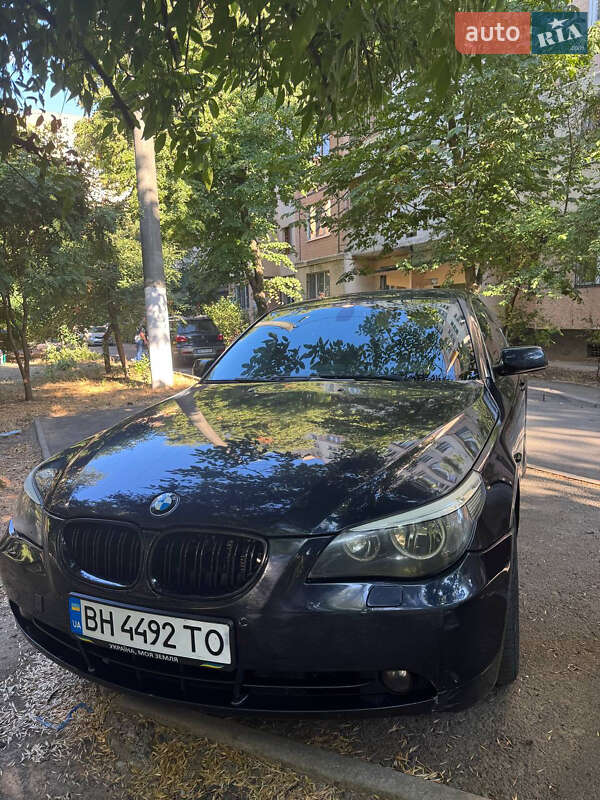 BMW 5 Series 2004