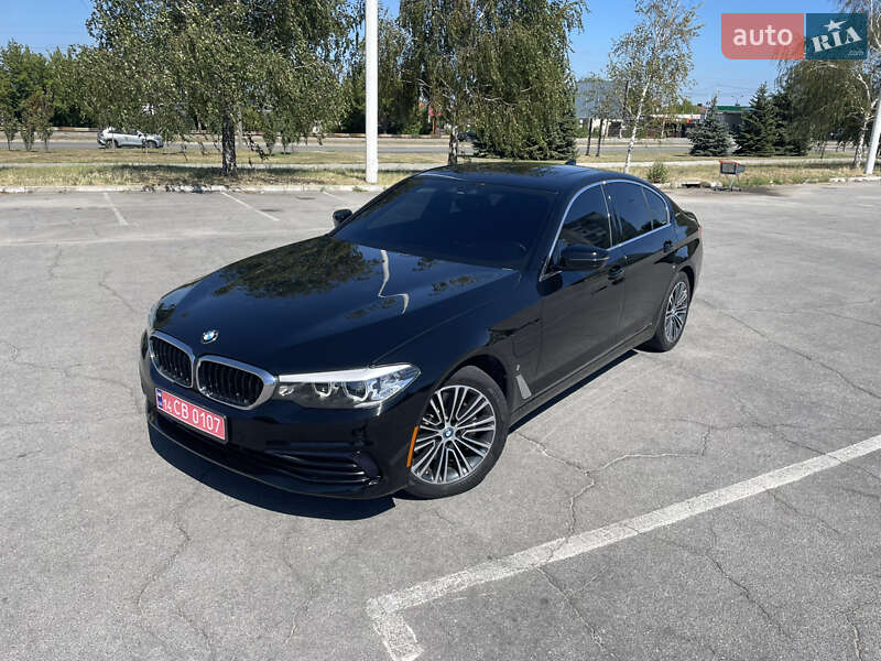 BMW 5 Series 2019