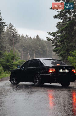 Седан BMW 5 Series 2002 в 