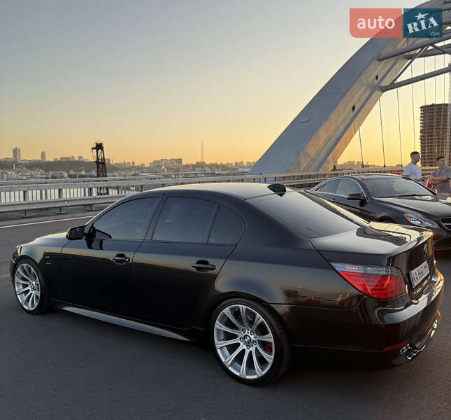Седан BMW 5 Series 2003 в Киеве фото 2 Седан BMW 5 Series 2003 в Киеве