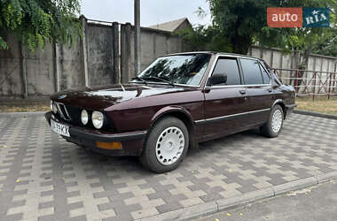 Седан BMW 5 Series 1982 в Лубнах