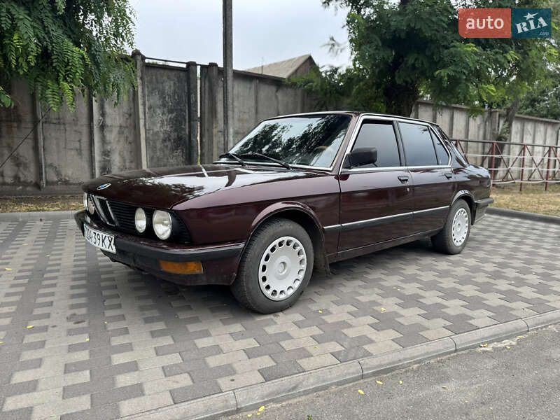 BMW 5 Series 1982