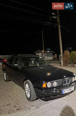 Седан BMW 5 Series 1994 в Ходореві