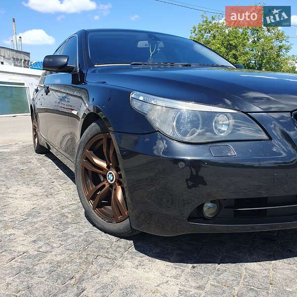 BMW 5 Series 2004