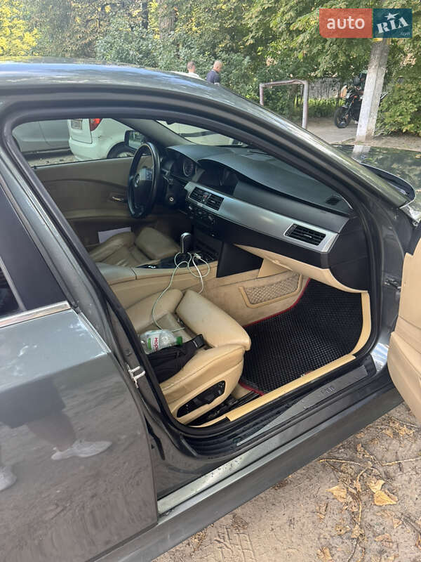 Седан BMW 5 Series 2005 в Киеве
