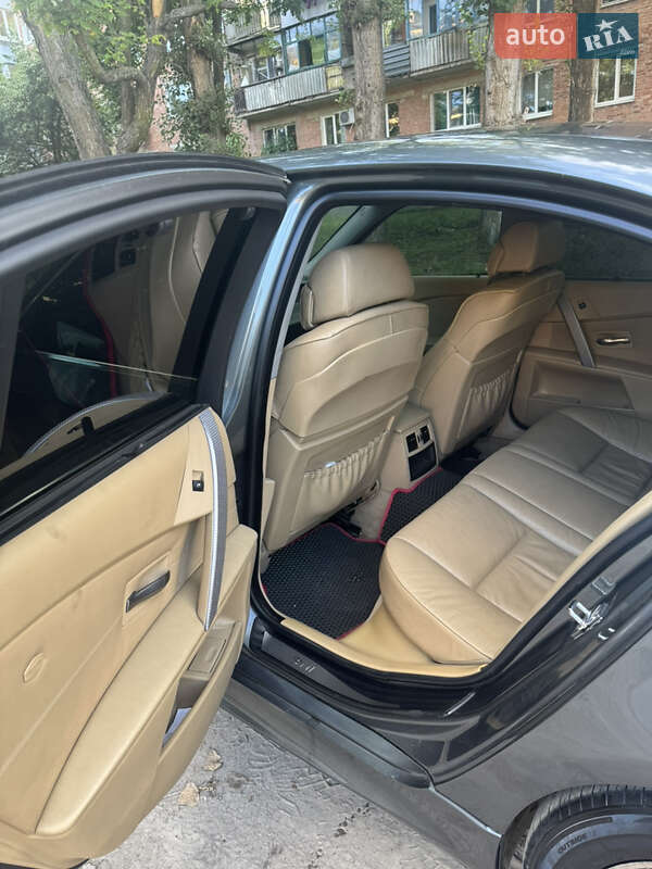Седан BMW 5 Series 2005 в Киеве