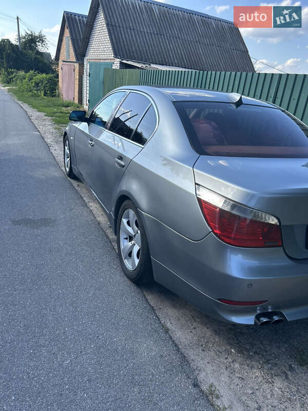 BMW 5 Series 2004