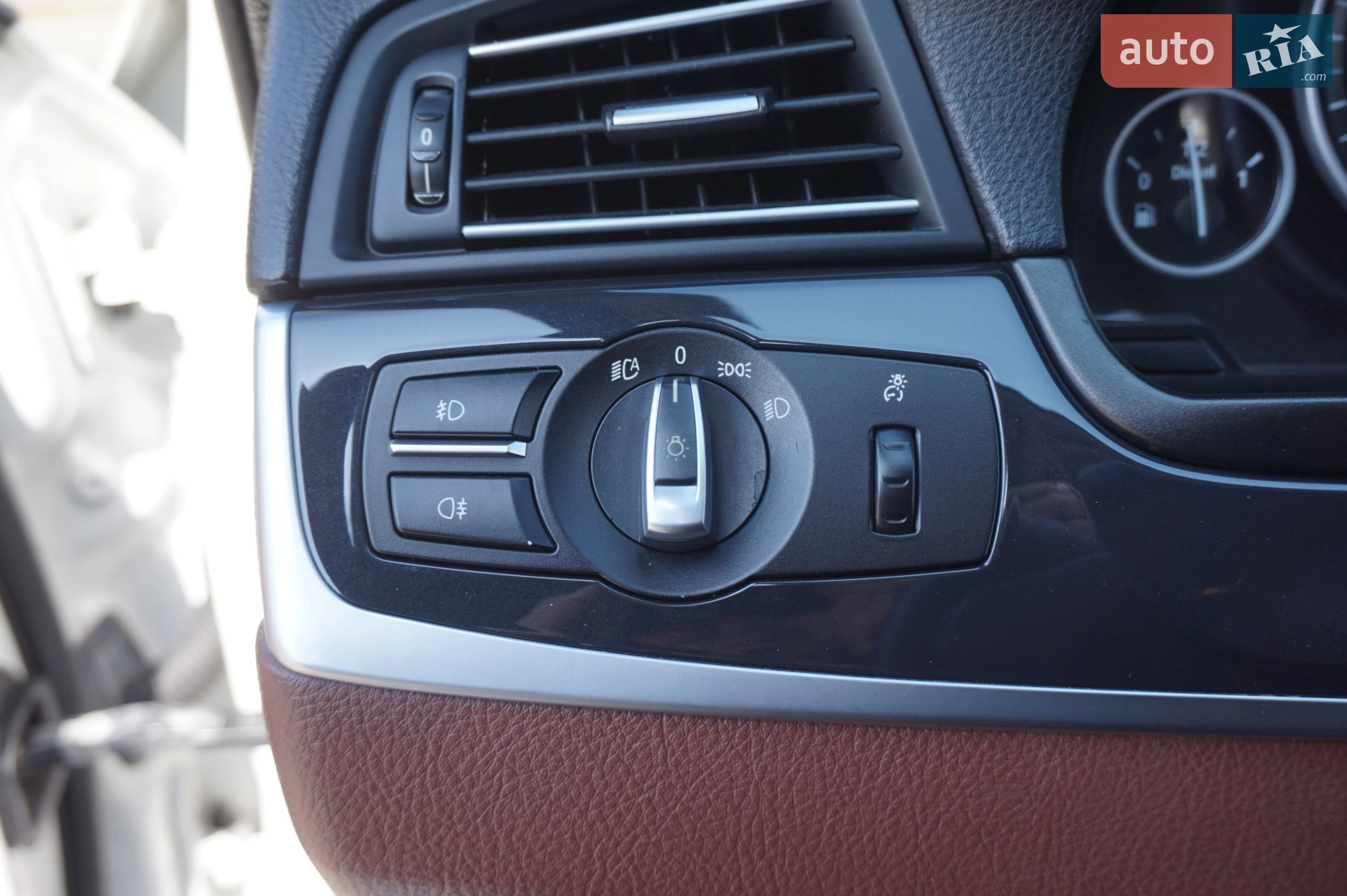 2013 BMW 5er - мініатюра 17