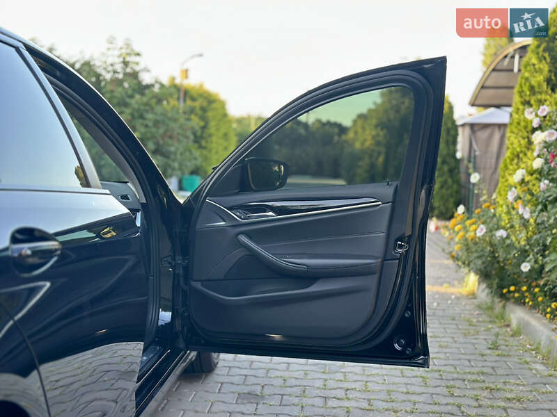 Седан BMW 5 Series 2017 в Одессе