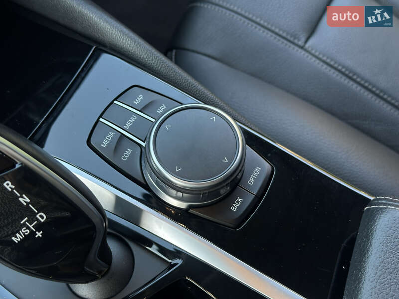 Седан BMW 5 Series 2017 в Одессе