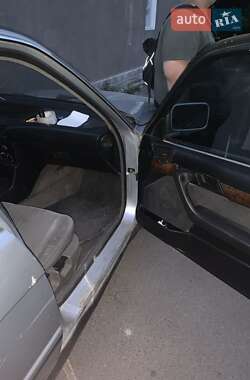Седан BMW 5 Series 1989 в Софіївській Борщагівці
