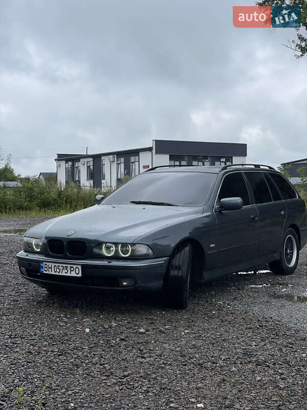 BMW 5 Series 2002
