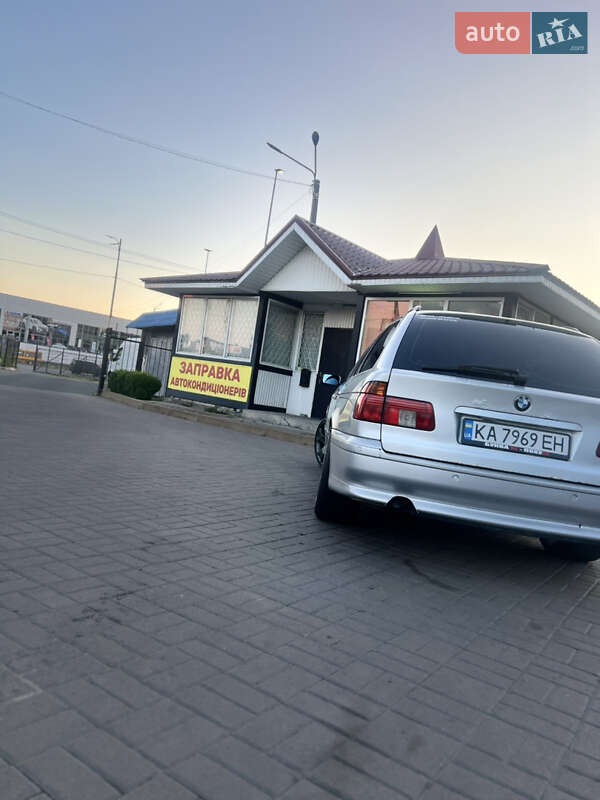 Універсал BMW 5 Series 2000 в Києві