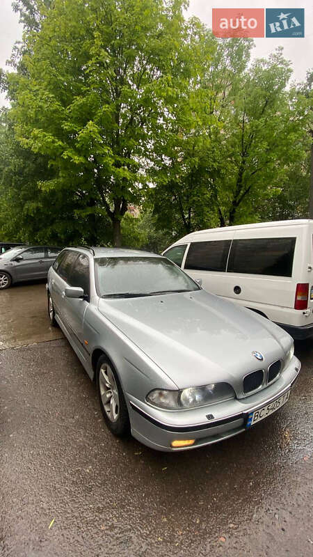 BMW 5 Series 1998