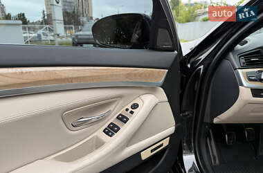 Седан BMW 5 Series 2011 в 