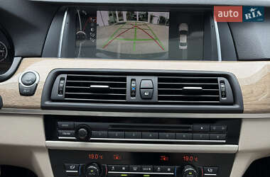 Седан BMW 5 Series 2011 в 