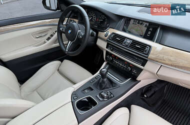 Седан BMW 5 Series 2011 в 