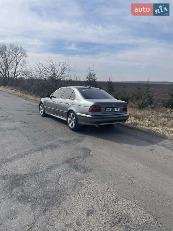 Седан BMW 5 Series 1999 в Хмельницком