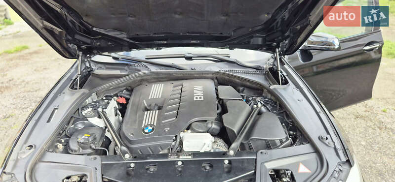 Седан BMW 5 Series 2011 в Дубні