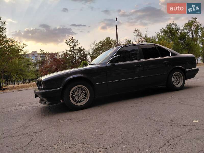 Седан BMW 5 Series 1992 в Николаеве фото 2 Седан BMW 5 Series 1992 в Николаеве
