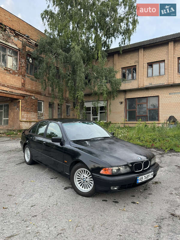BMW 5 Series 1999