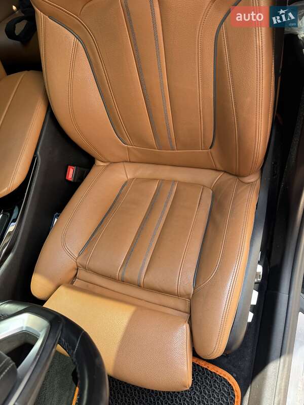 Универсал BMW 5 Series 2017 в Хмельницком