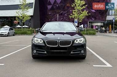 Седан BMW 5 Series 2013 в 