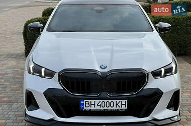 Седан BMW 5 Series 2023 в Белгороде-Днестровском