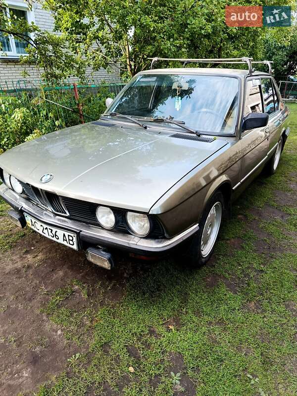 BMW 5 Series 1988