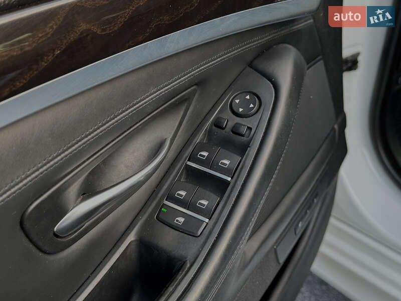 Седан BMW 5 Series 2015 в Виннице