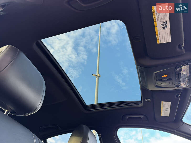 Седан BMW 5 Series 2015 в Виннице