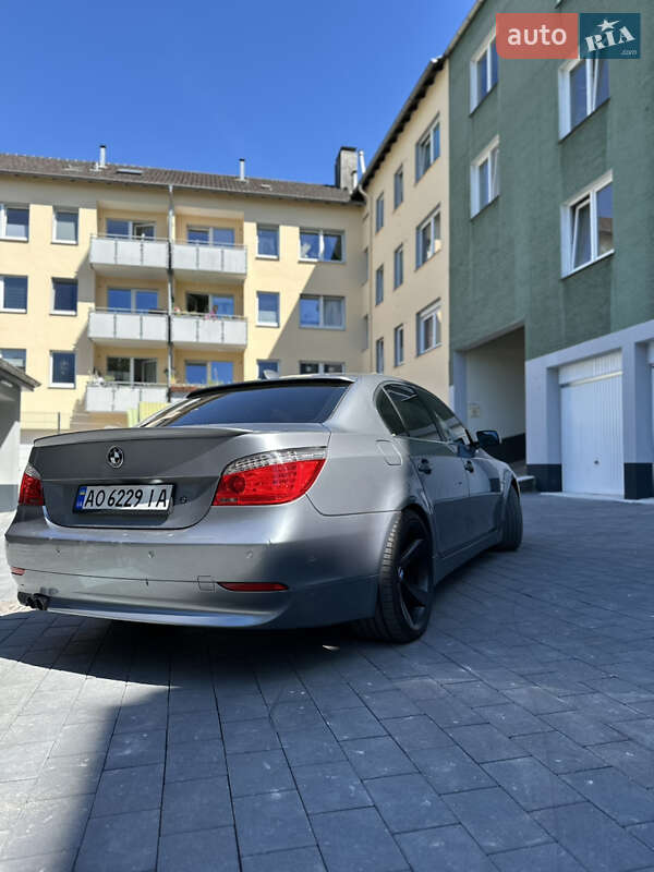 Седан BMW 5 Series 2005 в Ганичах