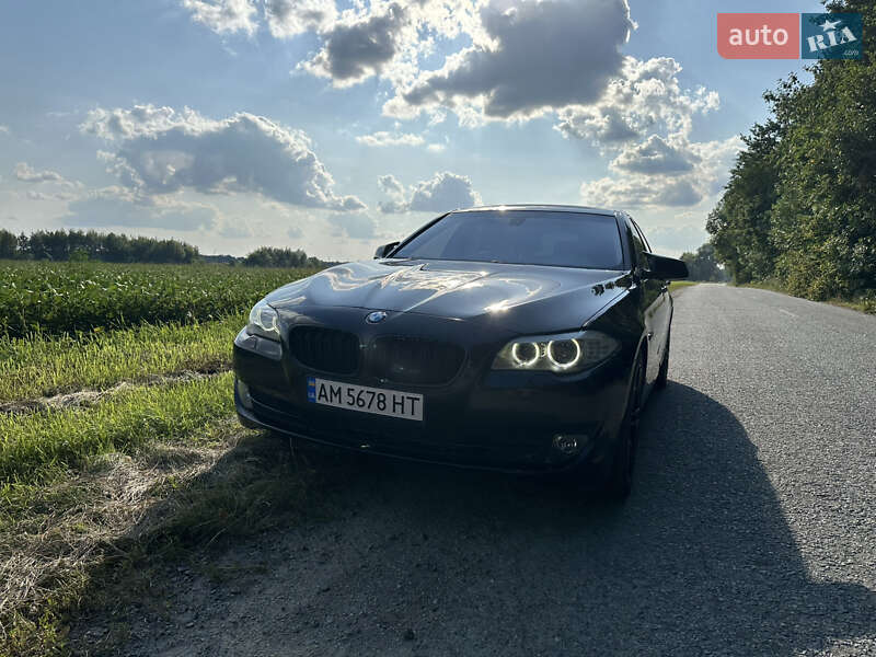 BMW 5 Series 2011