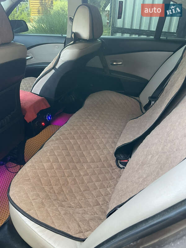 Седан BMW 5 Series 2005 в Чернівцях